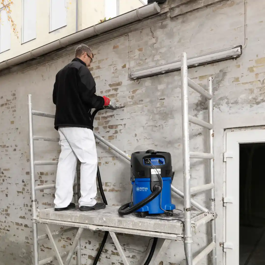 Aspirador industrial monofásico seco-húmedo